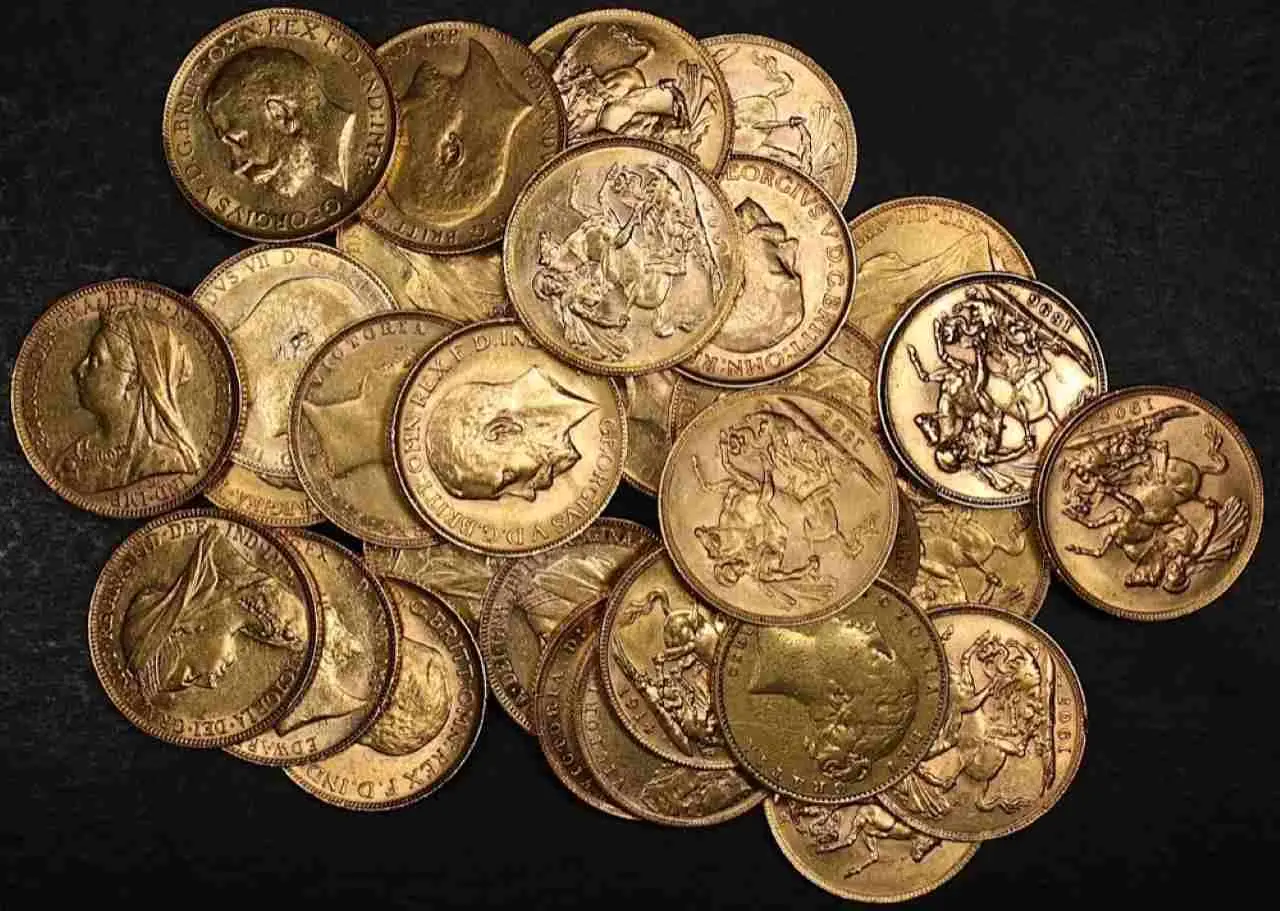 Sterline d’oro trovate in soffitta: è arrivato il momento di cambiarle in euro?
