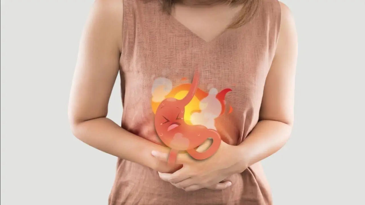 Cibi che aiutano la digestione dopo pasti pesanti