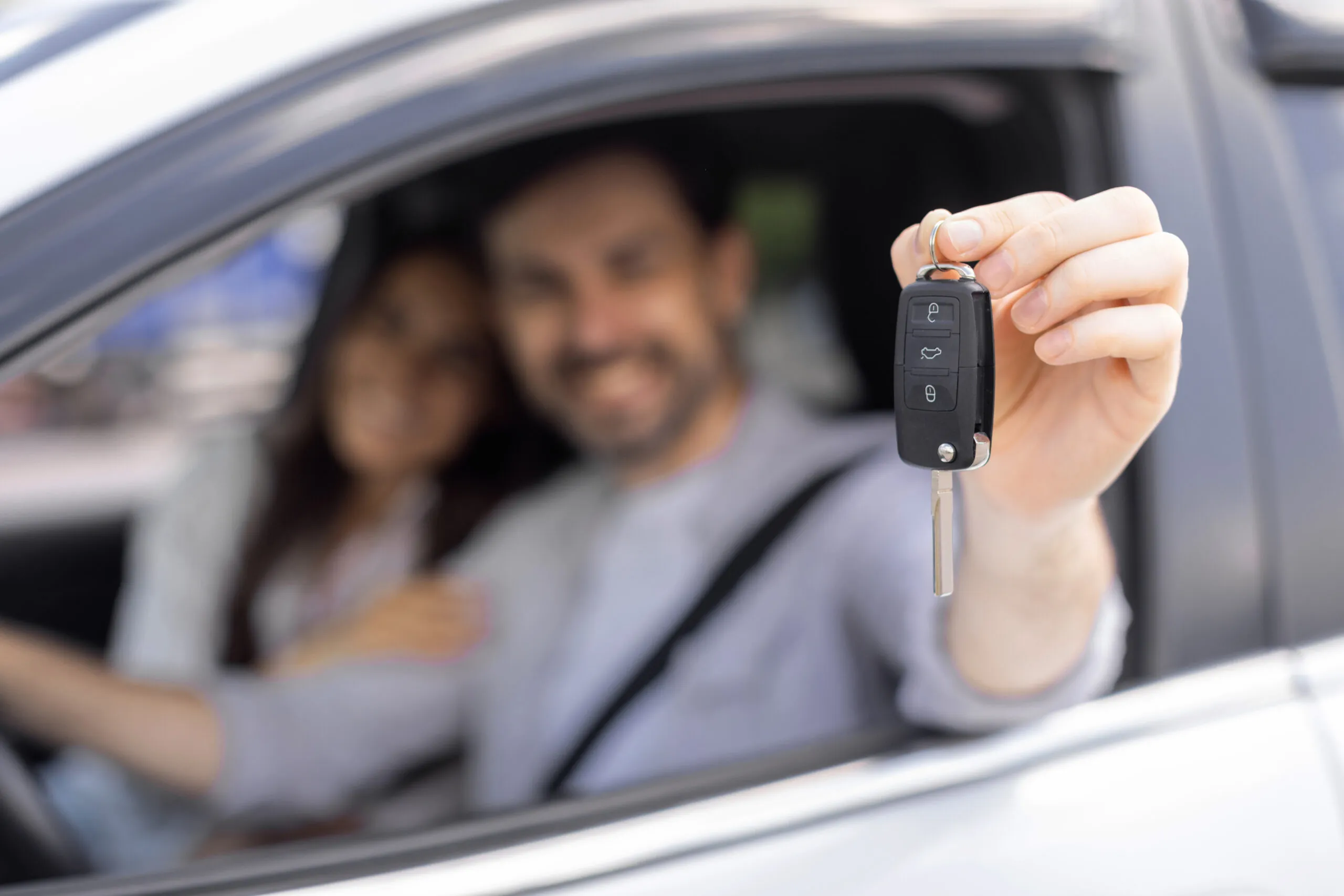 Conviene prendere un auto a noleggio a lungo termine?